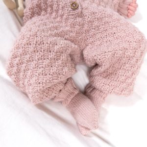Stickad overall Bubblor - garnpaket i Bluum Pure Eco Baby Wool
