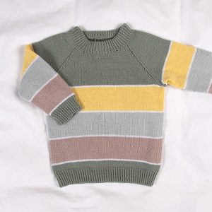 Stickad tröja Sockervadd - garnpaket i Bluum Soft Merino Ull