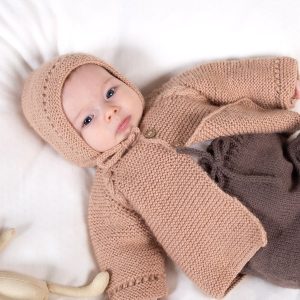 Stickat set Kamelia - garnpaket från Bluum i Sunset in Sahara