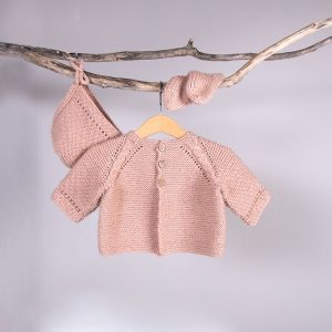 Stickat set Kamelia - garnpaket från Bluum i Sunset in Sahara