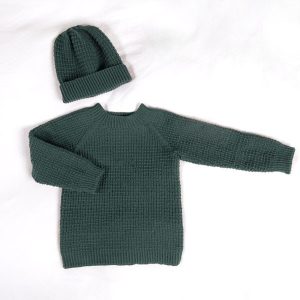 Stickad tröja Hugo med mössa, fler färger - garnpaket i Bluum Soft Merino Ull