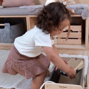 Stickad kjol Ylva danskjol - garnpaket i Bluum Pure Eco Baby Woo, Sirissima stickning