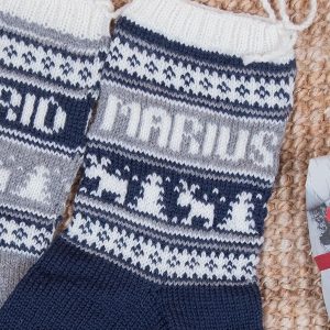 Stickade Julstrumpor Renar och valfria namn - garnpaket i Bluum Pure Eco Baby Woo