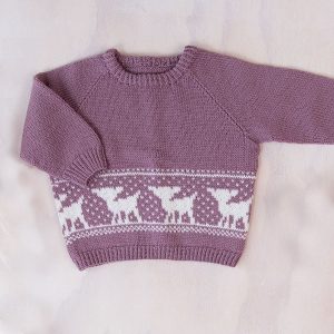 Stickad tröja Bambi - garnpaket i Bluum Pure Eco Baby Wool