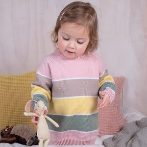 Stickad tröja Sockervadd - garnpaket i Bluum Soft Merino Ul