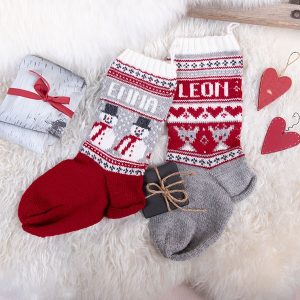 Stickade Julstrumpor Snögubbe och Rudolf - garnpaket i Bluum Pure Eco Baby Woo