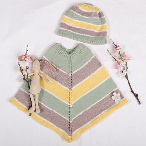 Stickat set Poncho och mössa Sockervadd - garnpaket i Bluum Soft Merino Ul