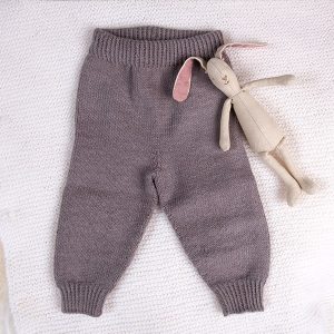 Stickat set Elefanterna badar - garnpaket i Bluum Soft Merino Ul