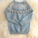 Stickad tröja Räv - garnpaket i Bluum Pure Eco Baby Wool