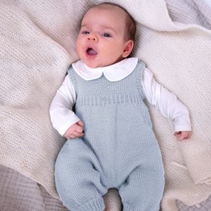 Stickad sparkbyxa Hjärta - garnpaket i Bluum Pure Eco baby Woo