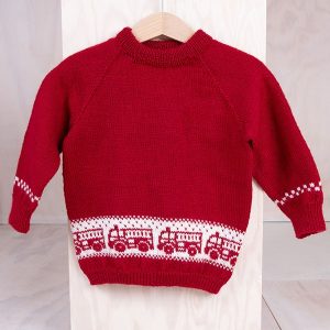Stickad tröja Brandbil - garnpaket i Bluum Soft Merino Ul