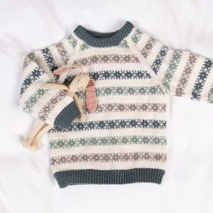 Stickad tröja Stjärnströssel - garnpaket i Bluum Pure Eco Baby Wool