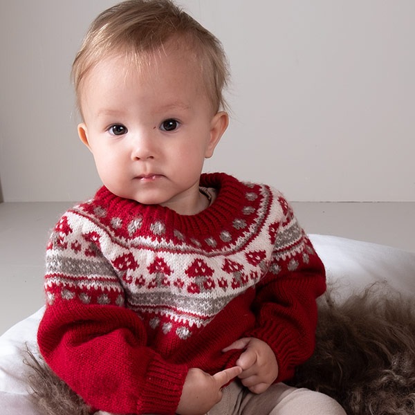 Stickad tröja Svamp i rundstickning - garnpaket i Bluum Pure Eco Baby Wool