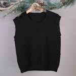 Stickad väst Robin til dam Svart och grått - garnpaket i Bluum Soft Merino Ull