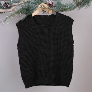 Stickad väst Robin til dam Svart och grått - garnpaket i Bluum Soft Merino Ul