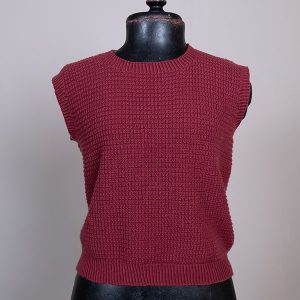 Stickad väst Robin til dam - garnpaket i Bluum Soft Merino Ull