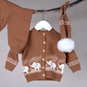 Stickat set Bebisset Elefanterna badar - garnpaket i Bluum Soft Merino Ul