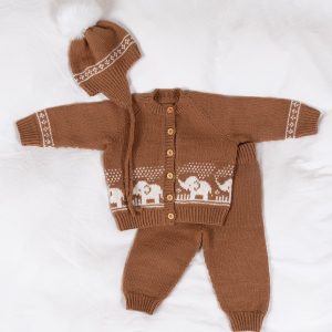 Stickat set Bebisset Elefanterna badar - garnpaket i Bluum Soft Merino Ul