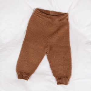 Stickat set Bebisset Elefanterna badar - garnpaket i Bluum Soft Merino Ull