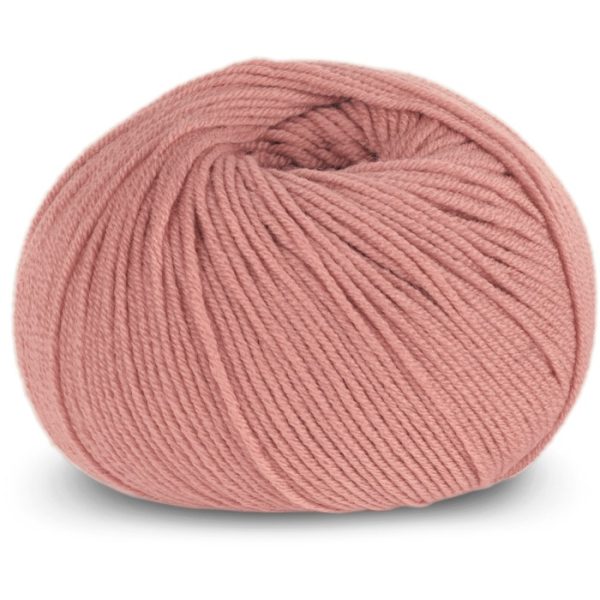Stickad kofta Madicken - garnpaket i Bluum Soft Merino Ull Stickning 4-6 år Dus rose