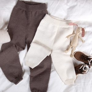 Stickad byxa - garnpaket i Bluum Soft Merino Ull