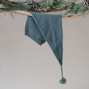 Stickad klänning Vinternatt m/tomteluva - garnpaket i Bluum Pure Eco Baby Wool