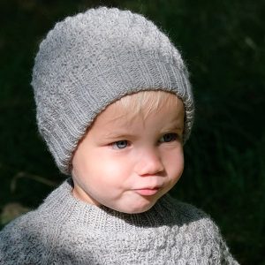 Stickad tröja Bubblor m/mössa - garnpaket i Bluum Pure Eco Baby Wool