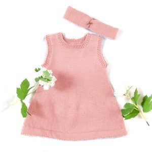 Stickad tunika med hårband - garnpaket i Bluum Soft Merino Ull