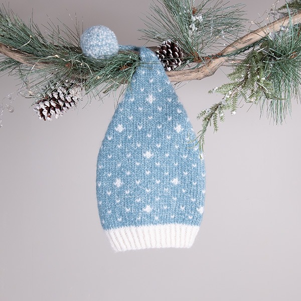 Stickad tröja Kälke m/lång luva - garnpaket i Bluum Fluffy Alpaca