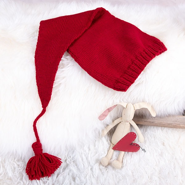 Stickad set Julkyss tröja m/knäbyxa och tomteluva - garnpaket i Bluum Pure Eco Baby Wool