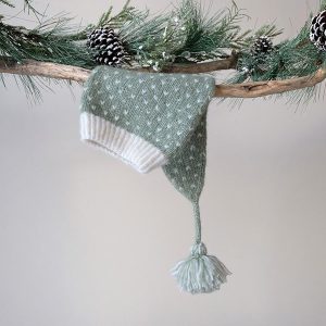 Stickad tröja Vinterskog m/lång luva - garnpaket i Bluum Fluffy Alpaca